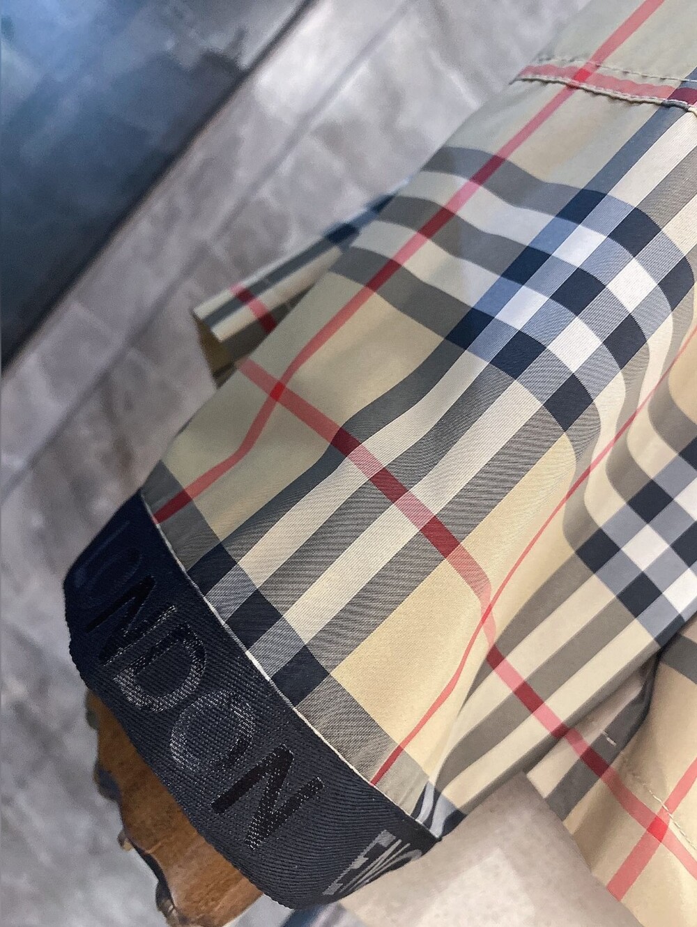 Burberry Vintage Check Windbreaker Hooded Jacket - Picture 7 of 8